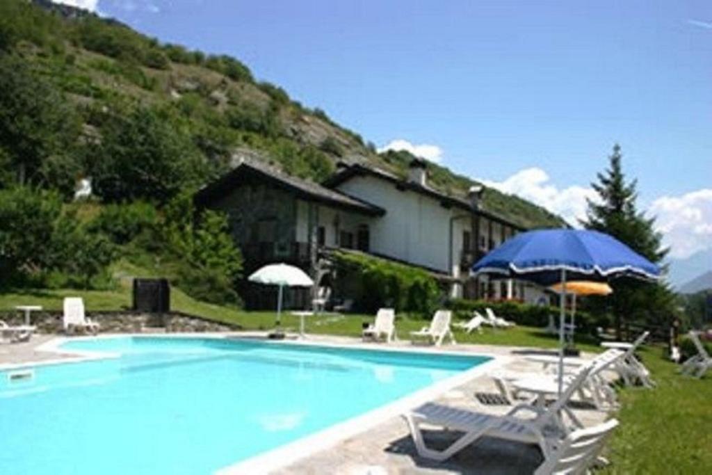 Hotel Veneriaz Nus Eksteriør billede