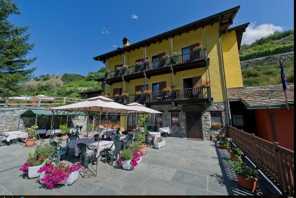 Hotel Veneriaz Nus Eksteriør billede